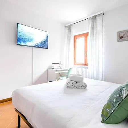 Hostly-il Viale-garden House Between Pisa E Apartment *