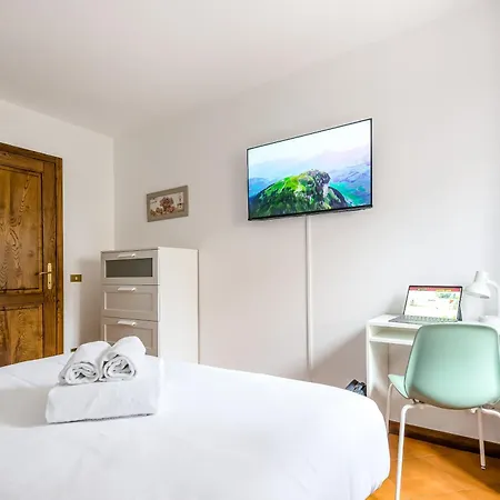 Hostly-il Viale-garden House Between Pisa E